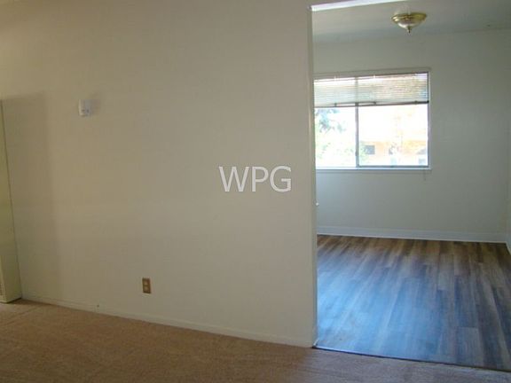 4th image of 557 Troy Dr APT 4