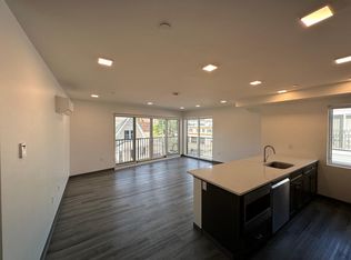 11 Dana Ave APT 301, Hyde Park, MA 02136