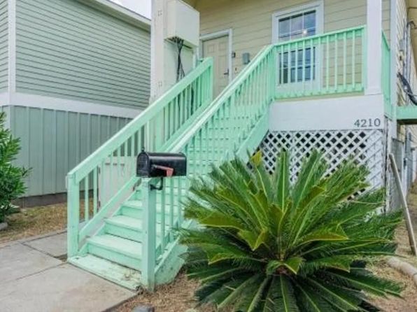 4210 Church St, Galveston, TX 77550