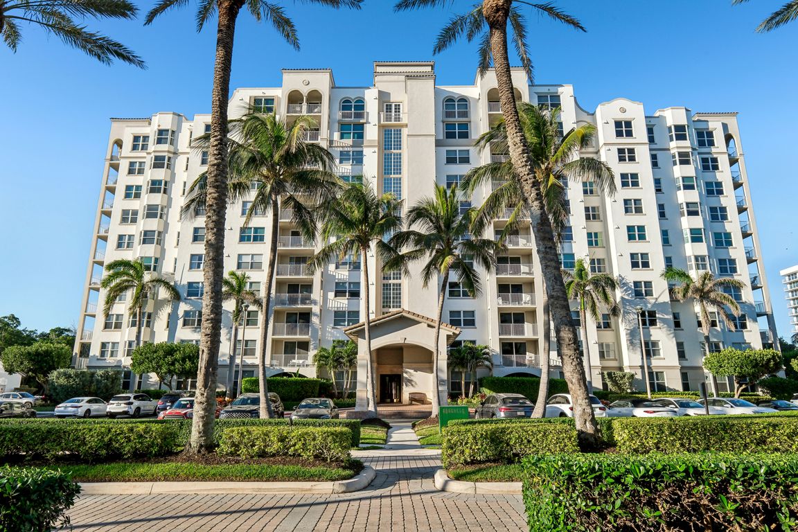 S Ocean Blvd 205-001.jpg