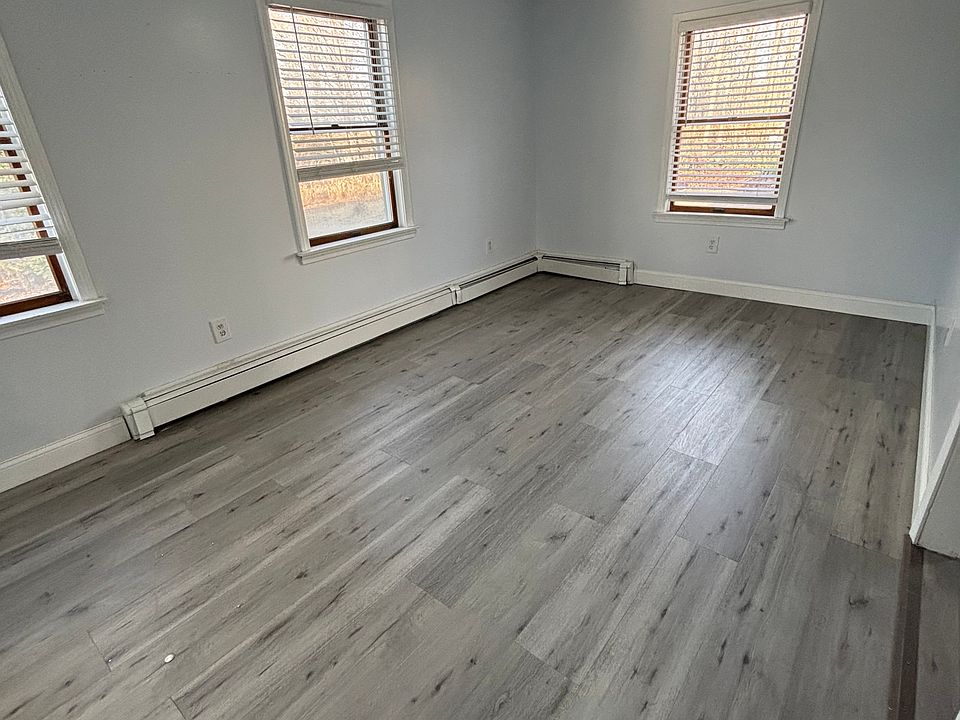 Dinging Room off of Kitchen