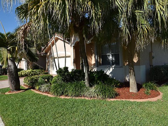 3rd image of 2193 NW 72nd Way