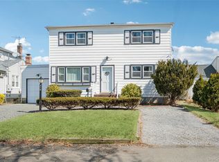 310 S 16th Street, Lindenhurst, NY 11757