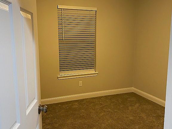 5th image of 2730 Green Meadow Ct