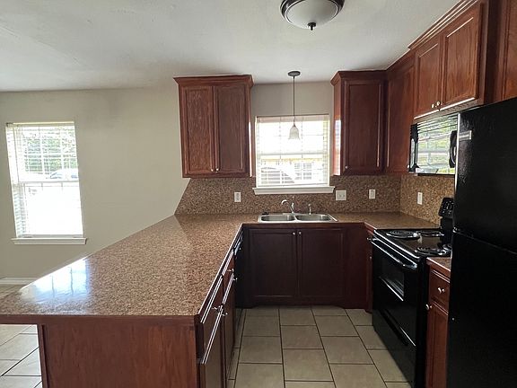 4th image of 72-96 Clark St #11387737