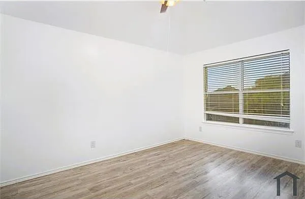 4 bed, 2470 sqft, $3,400 — Photo 4