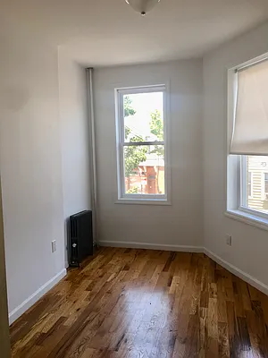 Rented by Showcase Realty | media 12