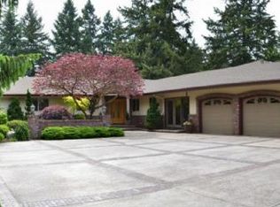 10016 NW Lakeshore Ave, Vancouver, WA 98685