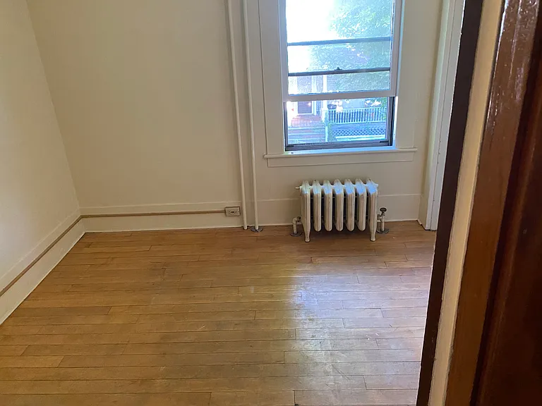 22 Maplewood Ter #2 — Photo 7