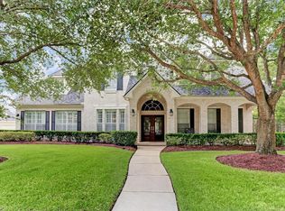 2119 S Pecan Trail Dr, Richmond, TX 77406