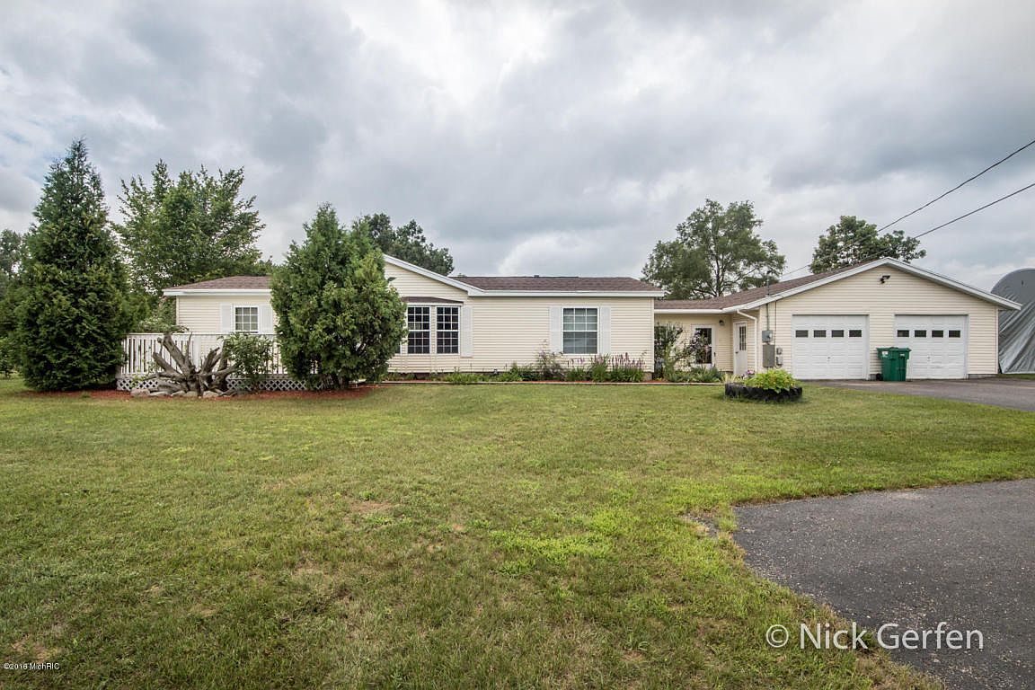 1131 S Kohler Rd, Trufant, MI 49347 Zillow