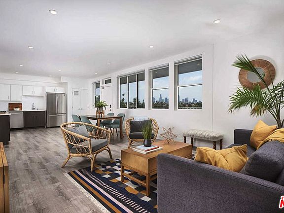 5th image of 563 N Hoover St #101