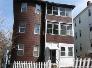 9 Diamond St, Worcester, MA 01610