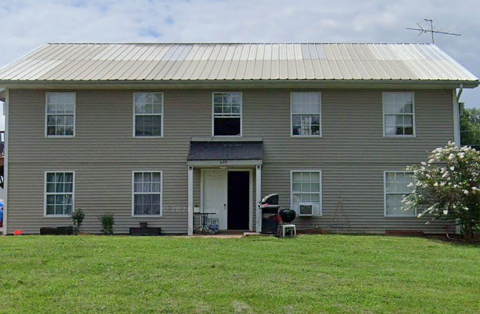 1st image of 699 Whitlock Rd #4