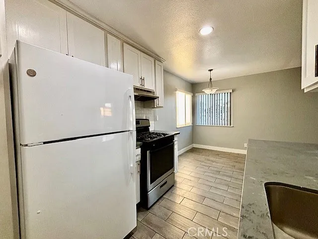 17102 Emerald Ln #E — Photo 11