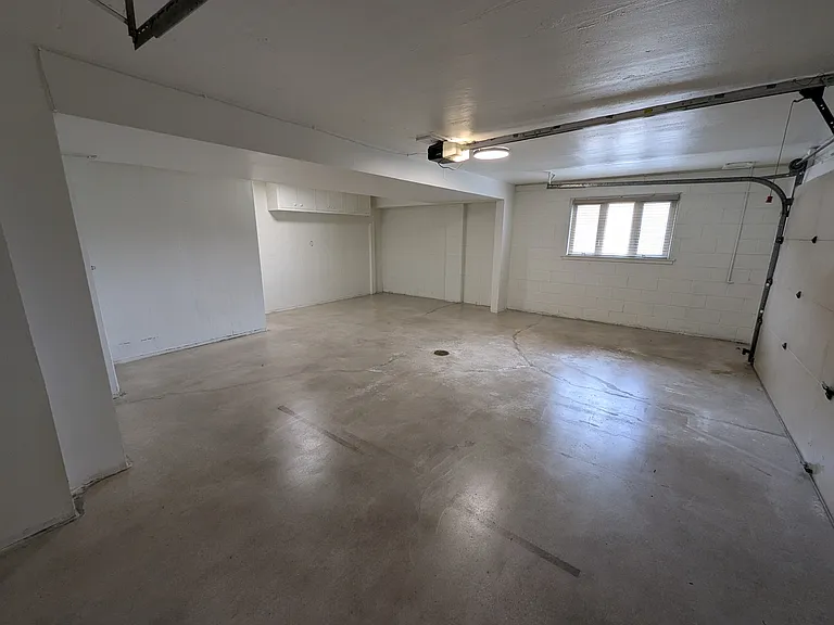 8237 Monroe Ave — Photo 13