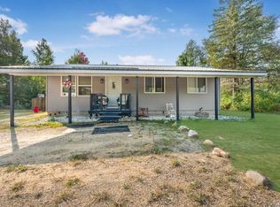 9039 Miramichi Dr, Evart, MI 49631