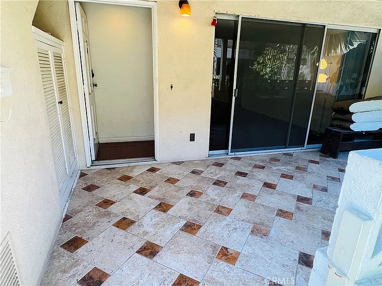 471 W Duarte Rd #110 — Photo 19