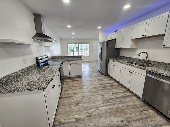 3rd image of 8545 E Vernon Ave