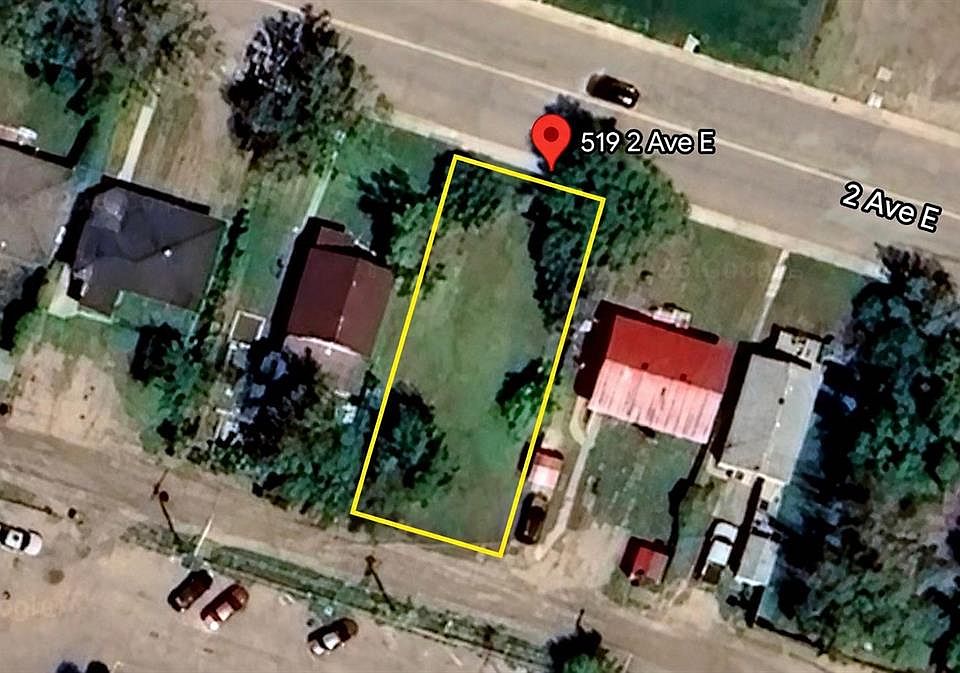 1st image of 519 2nd Ave E
