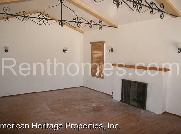 2nd image of 3477 Olive St