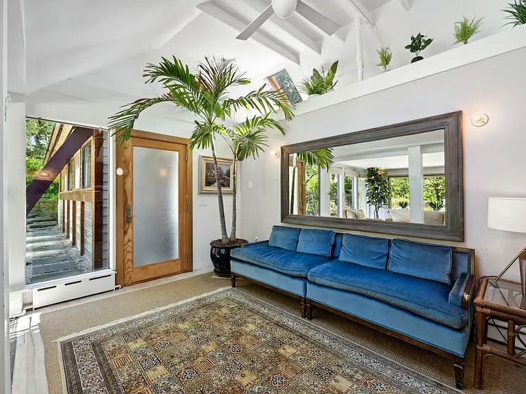 1 Burkeshire Dr — Photo 23