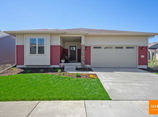 710 Reflection Dr, Verona, WI 53593