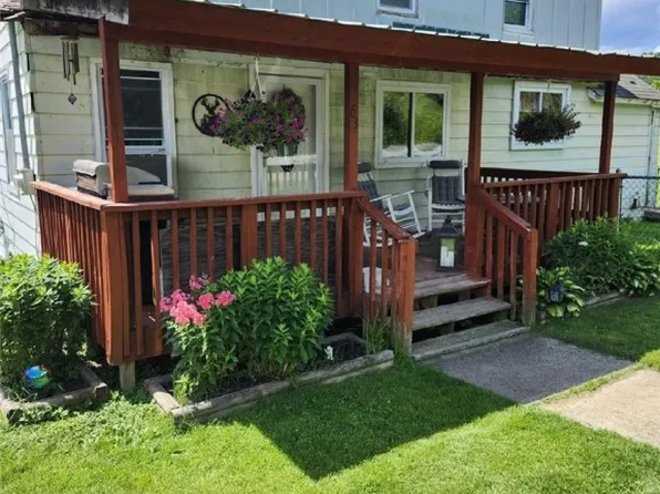 63 Hamlin St, Smethport, PA 16749