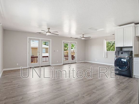 3rd image of 1456 E Russ Way Unit 2
