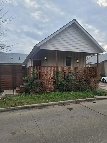 4532 Congo St Photo 1