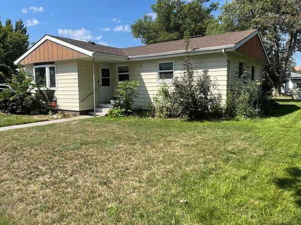901 9th Ave W, Mobridge, SD 57601