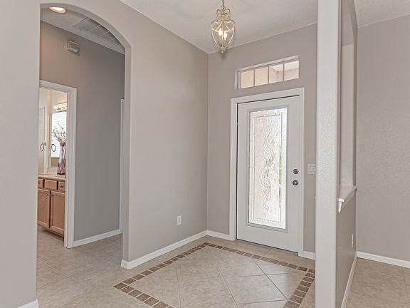 5th image of 1106 Western Pine Cir