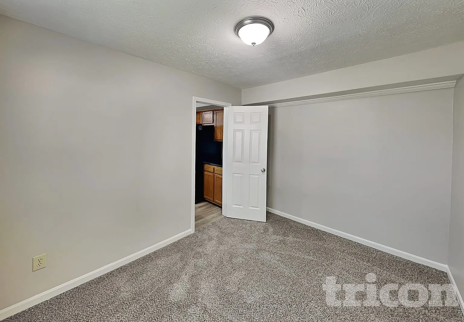 1464 Rebecca Lane Franklin IN — Photo 3