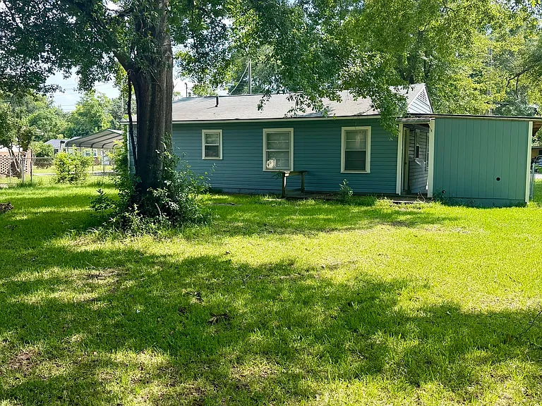 208 Crescent Dr — Photo 31