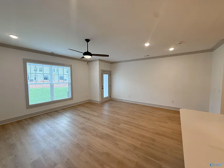 18 Whispering Oaks — Photo 10