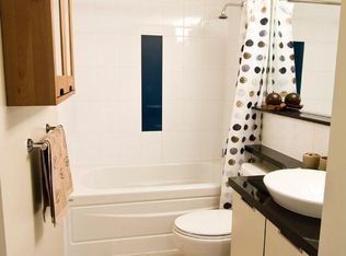 1082 Seymour St, Vancouver, BC V6B1X9