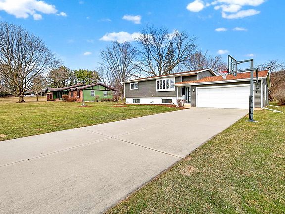 3rd image of 7734 West Old Sauk Road