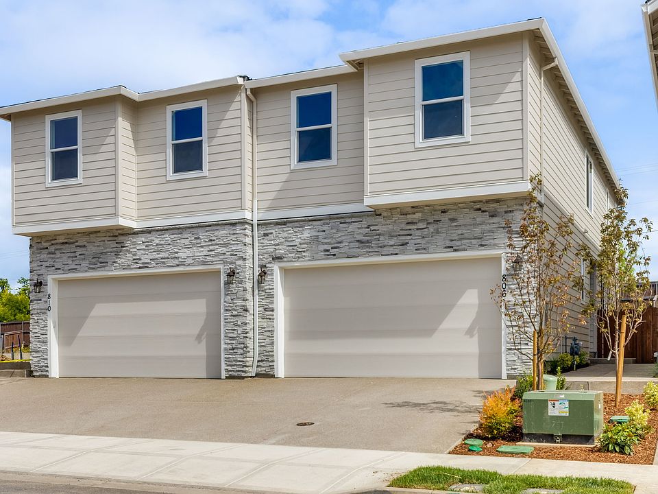 1st image of 806 NW 178th Way