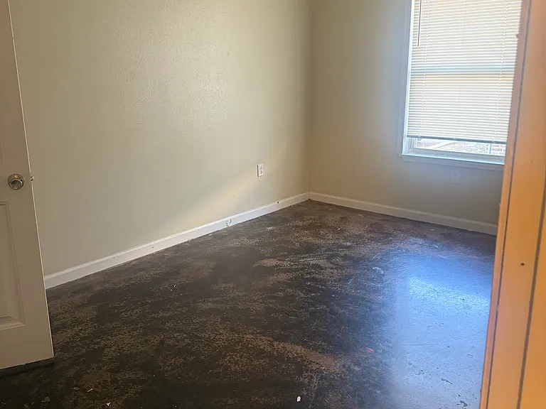 407 E Allen Ave #2 — Photo 8