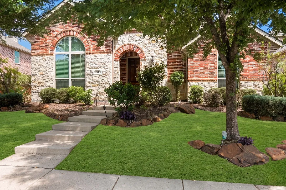 Building Photo - 2346 Arezzo Ln