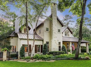 30 Robinlake Ln, Houston, TX 77024