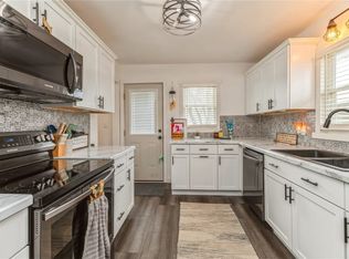 1345 Summit St, Center Point, IA 52213