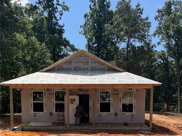 100 Red Plum Dr, Ellijay, GA 30540