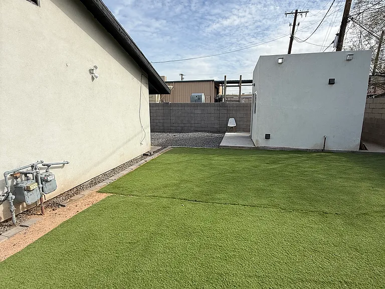 1709 W Linden St #4 — Photo 14