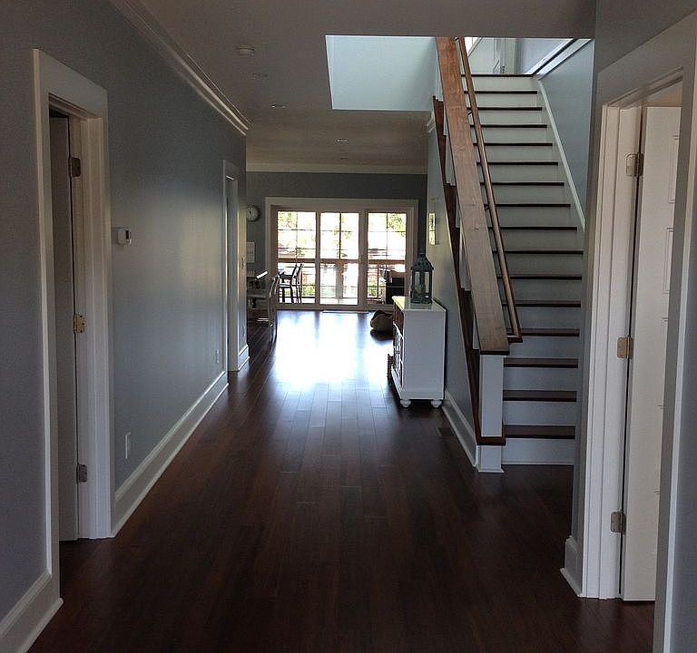 1st image of 139 Beechwood Dr