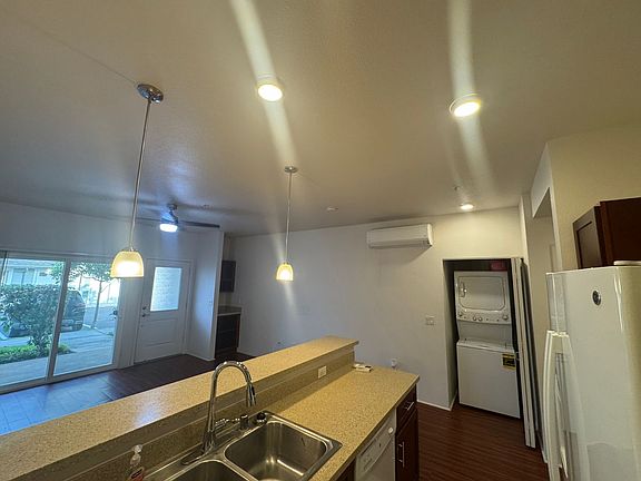 4th image of 458 Manawai St #404