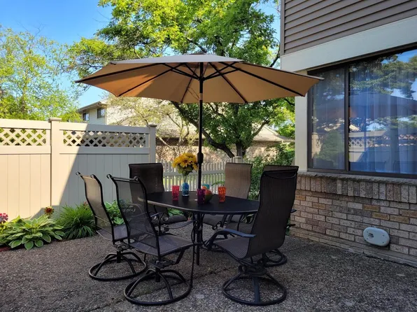 14066 W Tiffany PLACE, New Berlin, WI 53151