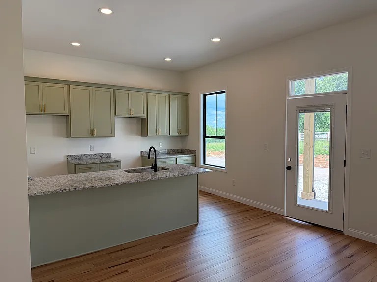 225 Curdsville Rd — Photo 1
