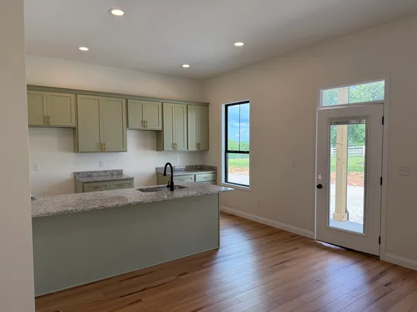 225 Curdsville Rd, Harrodsburg, KY 40330