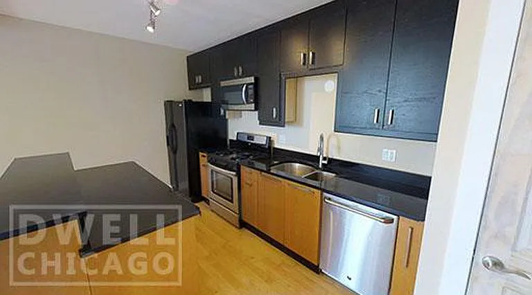 811 W Eastwood Ave #508 — Photo 2